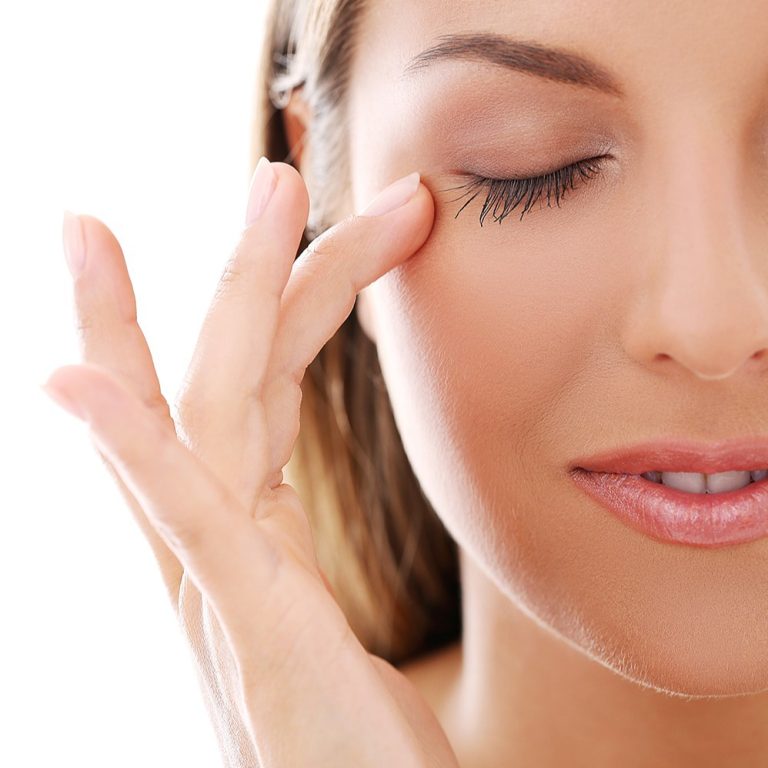 tay-te-bao-chet-vung-mat